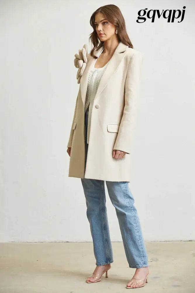 Cloud Nine Cream Petal Hot Now - Women’s Clothing