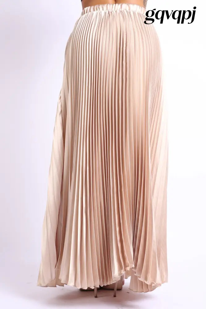Cloudfall Pleated Skirt Trend. - Skirts