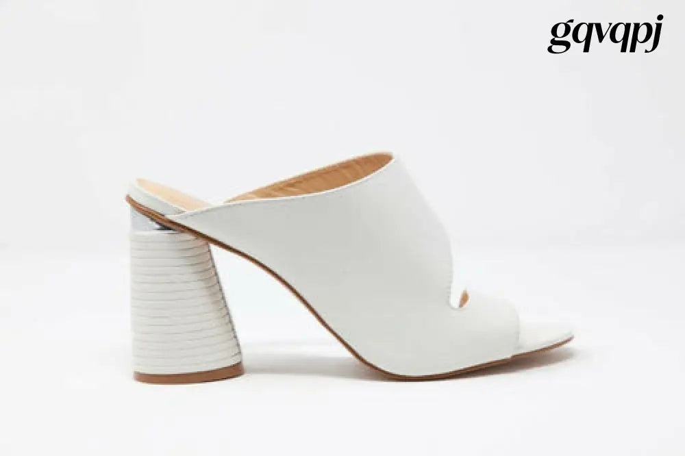 Daybreak Comfort Clogs Shoes!! - 4 / White - Heels